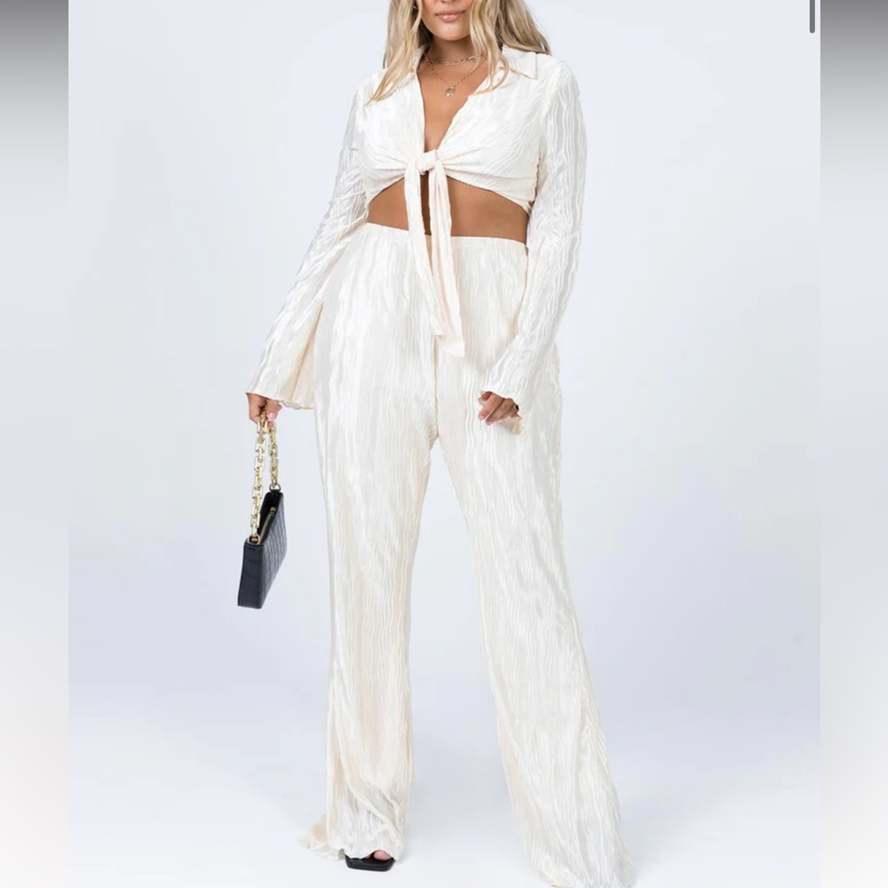 Princesspolly satin set (cream, 2)
